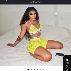 Jlorraine lace set